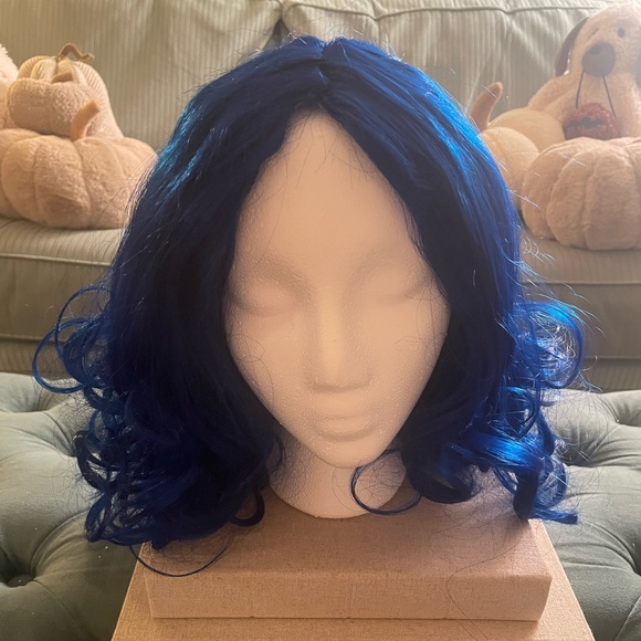 Party City Glam Blue Wig - New - Picture 3 of 10